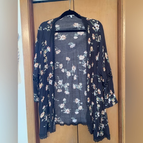 Maurices Other - Maurices Floral Kimono